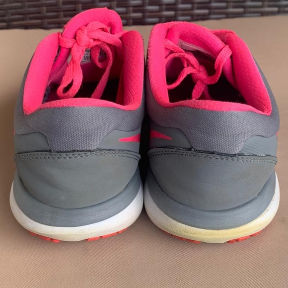 Nike Running Shoes - Size 6.5 - Picture 8 of 16